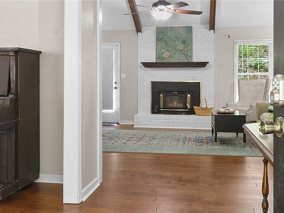 3rd image of 5405 James River Dr