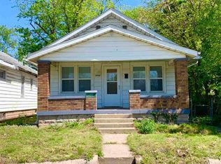 2430 1st Ave, Terre Haute, IN 47807