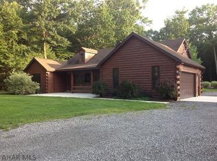 1389 Black Bear Ln, Bedford, PA 15522