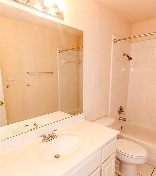 5921 Back Bay Ln — Photo 19