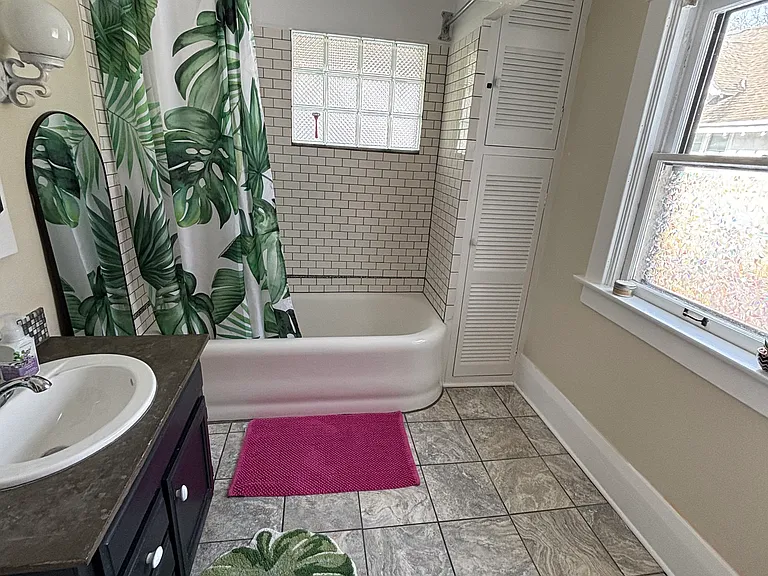 1303 Wealthy St SE #2 — Photo 5
