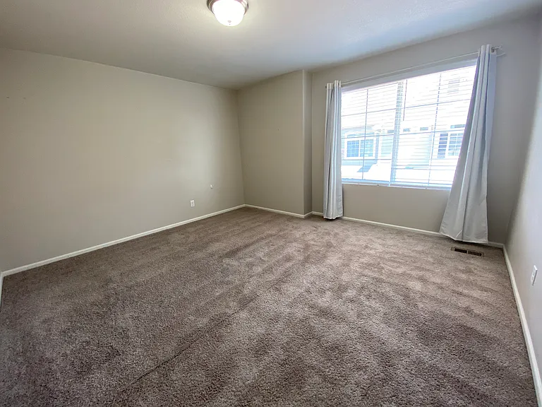 8080 E 128th Ave — Photo 5
