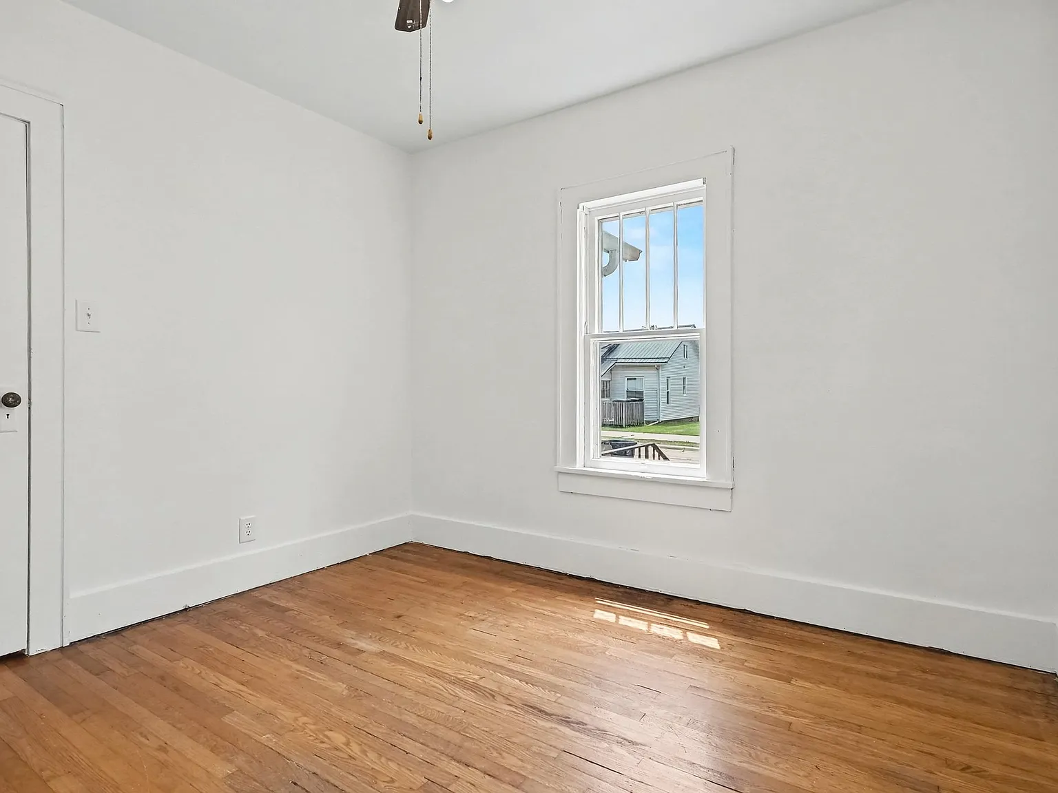 3 bed, 1412 sqft, $1,700 — Photo 3