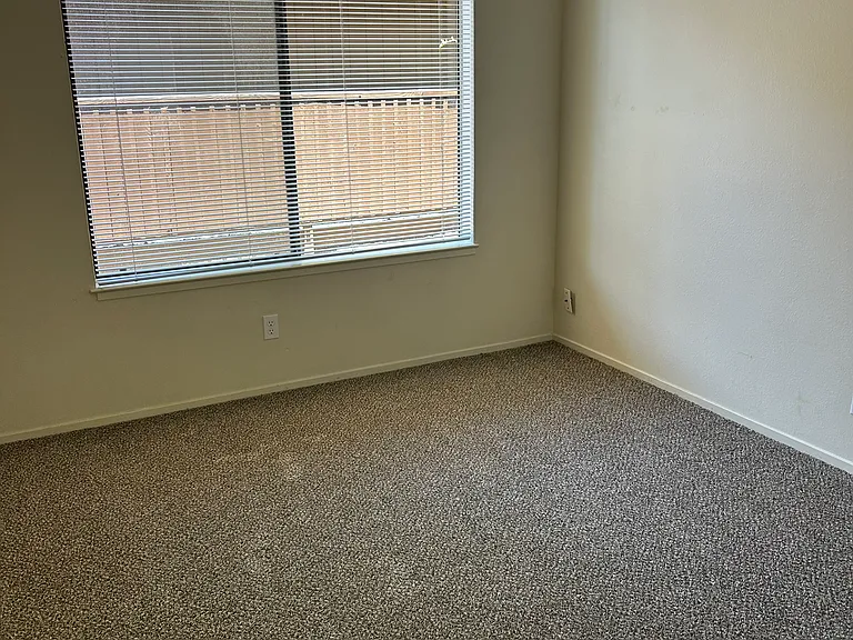 3315 Brittan Ave #12 — Photo 14