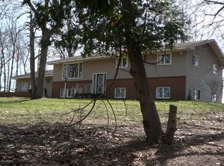 25167 Grim Rd, Sturgis, MI 49091