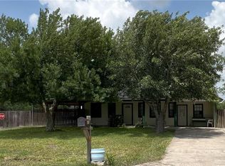 414 Mockingbird Ln, Mercedes, TX 78570