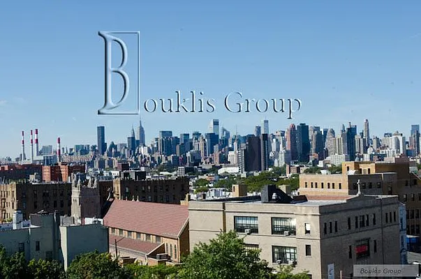 Rented by Bouklis Group | media 10