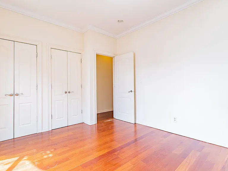 559 W 158th St #31 — Photo 7
