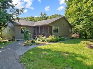 16 Whitaker Rd, Fulton, NY 13069
