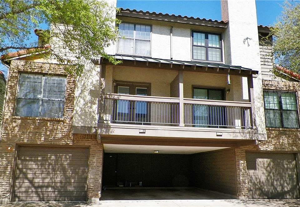 1st image of 336 Melrose Dr APT 4A