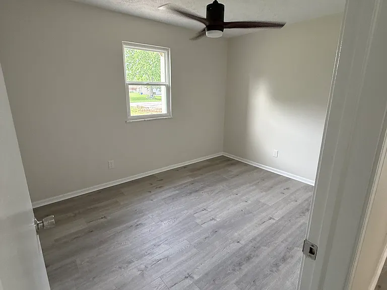 4746 W 1110 N — Photo 10