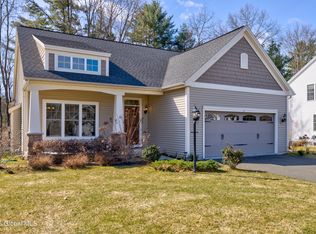5 Saw Mill Ct, Saratoga Springs, NY 12866