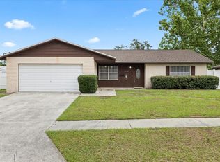 5213 Burr Pl, Seffner, FL 33584