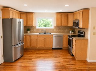 85 Main St, North Andover, MA 01845