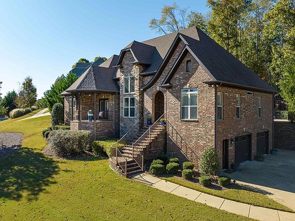 3rd image of 7558 Lake Vista Dr