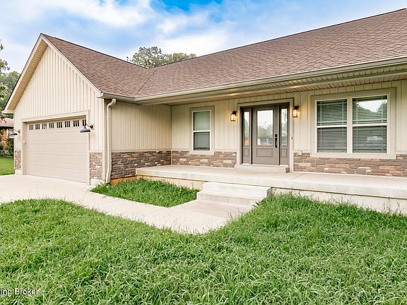 3rd image of 369 Meadowview Dr