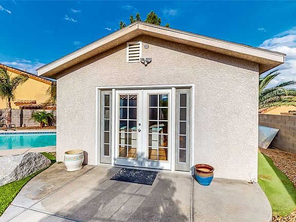 4th image of 3332 Indian Moon Dr