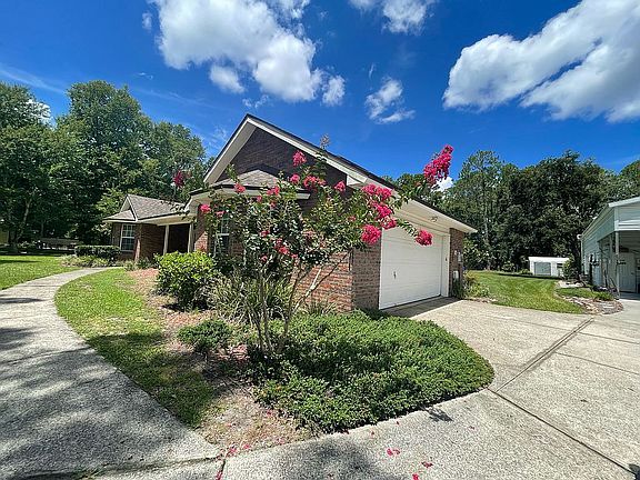 3rd image of 2558 Pheasant Ct W