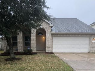 1511 Chandler Park Ln, Fresno, TX 77545