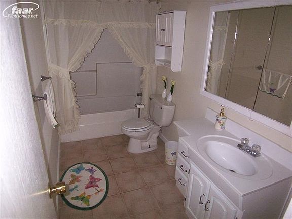 5th image of 1278 Alexandrine Ave