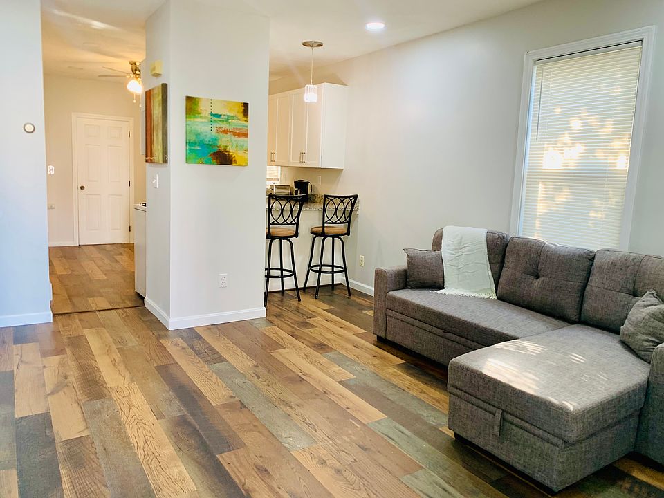 1st image of 400 Charles St #1