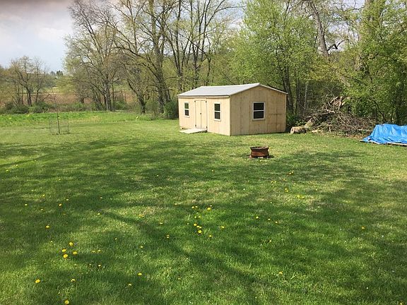 Back yard and shed