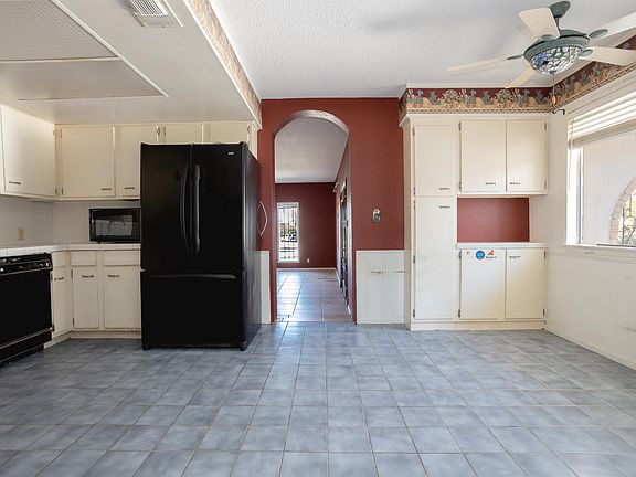 4th image of 311 Meandering Way