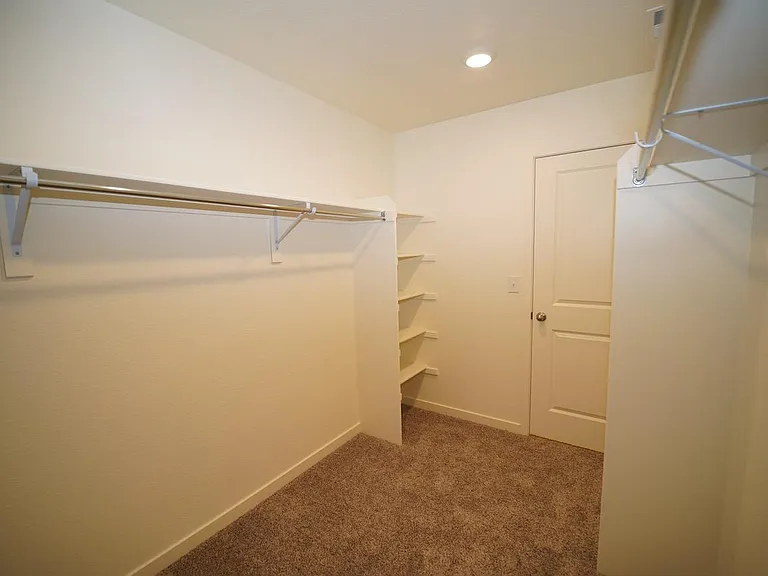 2219 Fiadore Trl — Photo 33
