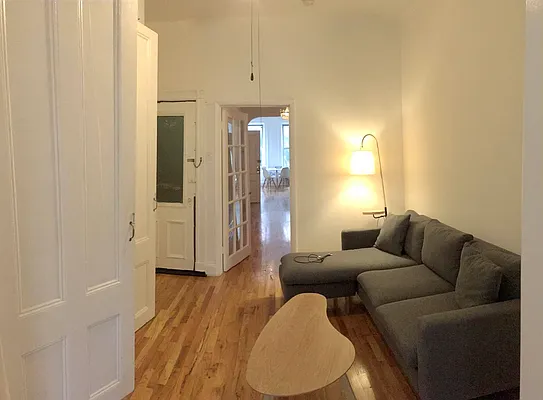 Rented by Brooklyn Real Estate Services | media 14