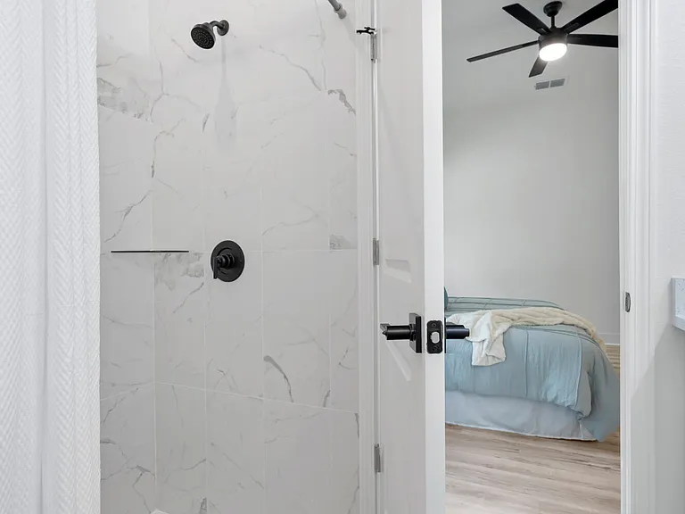 7465 Donald St — Photo 19