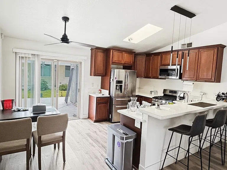 12426 Lilac Ct — Photo 11