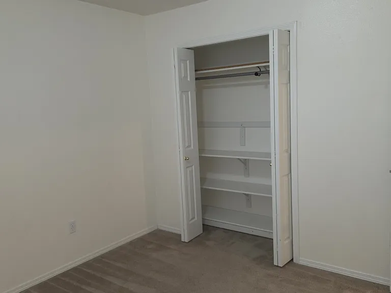 3801 E Sutton Ave — Photo 17