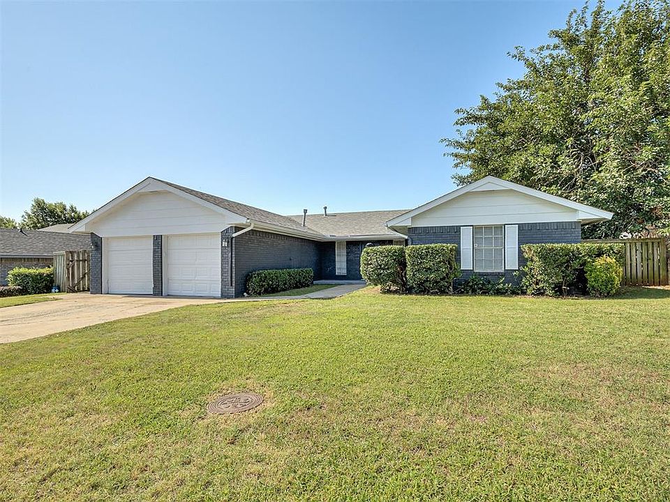 1st image of 509 SW 25th Pl