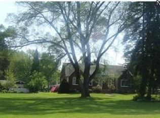 814 N Rd Ne, Warren, OH 44483