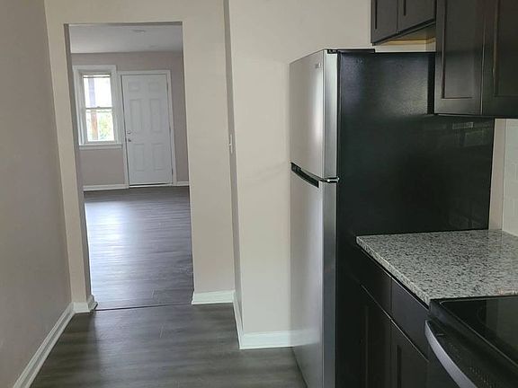3rd image of 6504 Park Heights Ave APT B