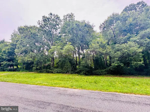 Baltimore Dr, Stevensville, MD 21666