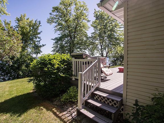3rd image of 41868 Bagley Bay Ln