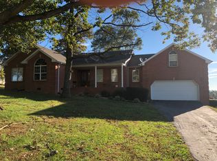 326 Lauren Ln, Westmoreland, TN 37186