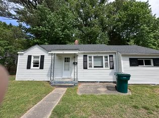 76 Madison Ln N, Newport News, VA 23606