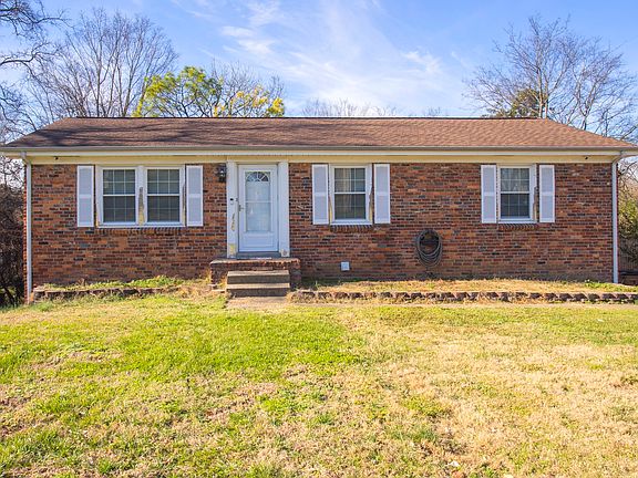 2nd image of 2825 Desplane Dr