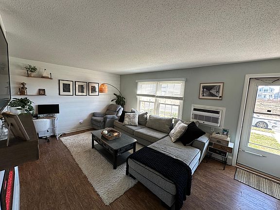 4th image of 3566 Simpson Ave #3566
