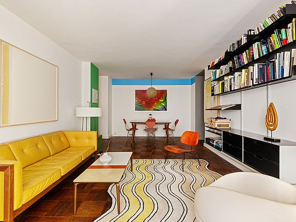 3rd image of 39 Gramercy Park N APT 3A