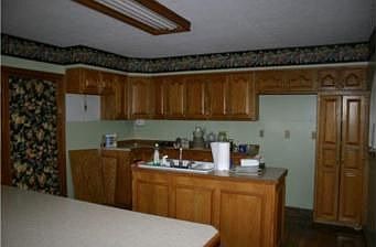 5th image of 40 Clipper Dr