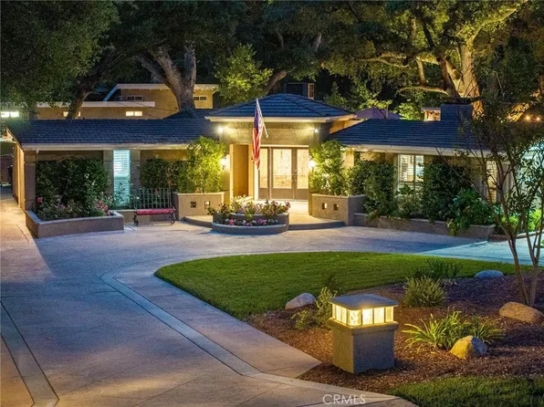 24208 Heritage Ln, Santa Clarita, CA 91321