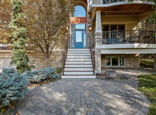 1710 Forestview Ln N, Plymouth, MN 55441