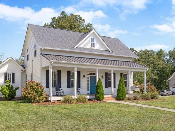 1959 Wagon Ln, Signal Mountain, TN 37377