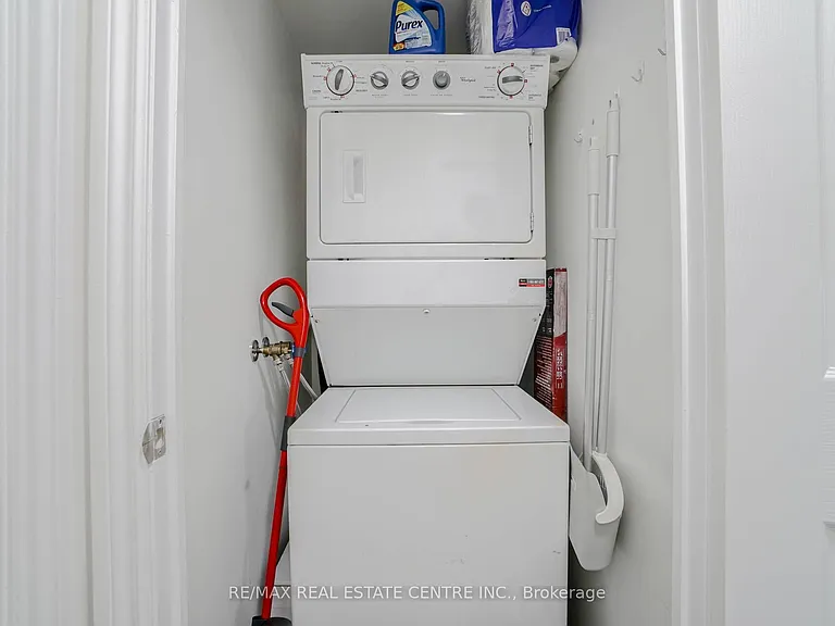310 Burnhamthorpe Rd W #1704 — Photo 32