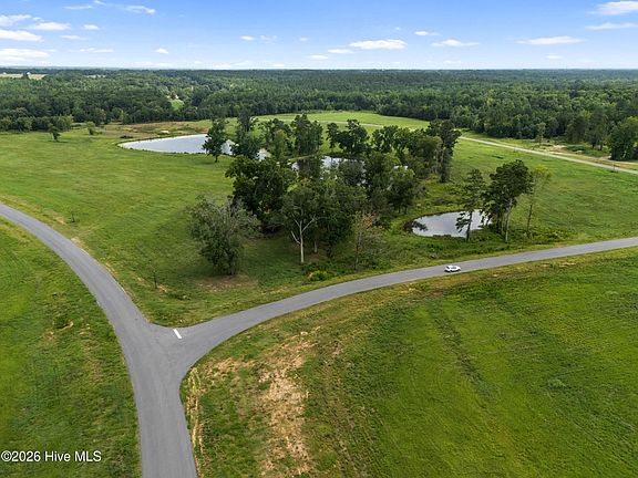 4th image of 502 Gray Hill Road