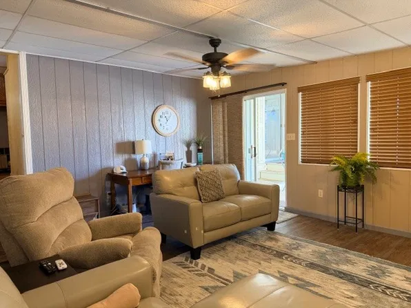 400 N Plaza Dr APT 540, Apache Junction, AZ 85120