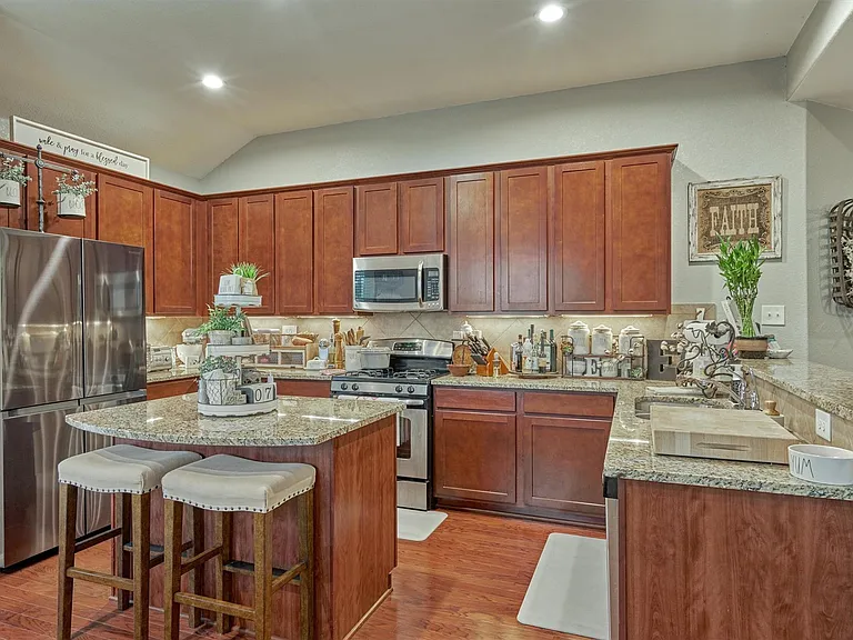 204 Forest Peak Way — Photo 14